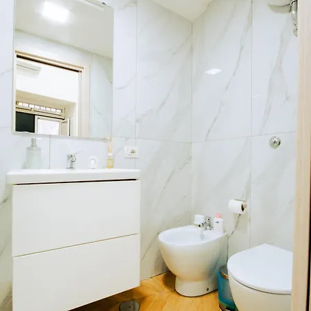 La Casa Di Nini Centro * Napoli